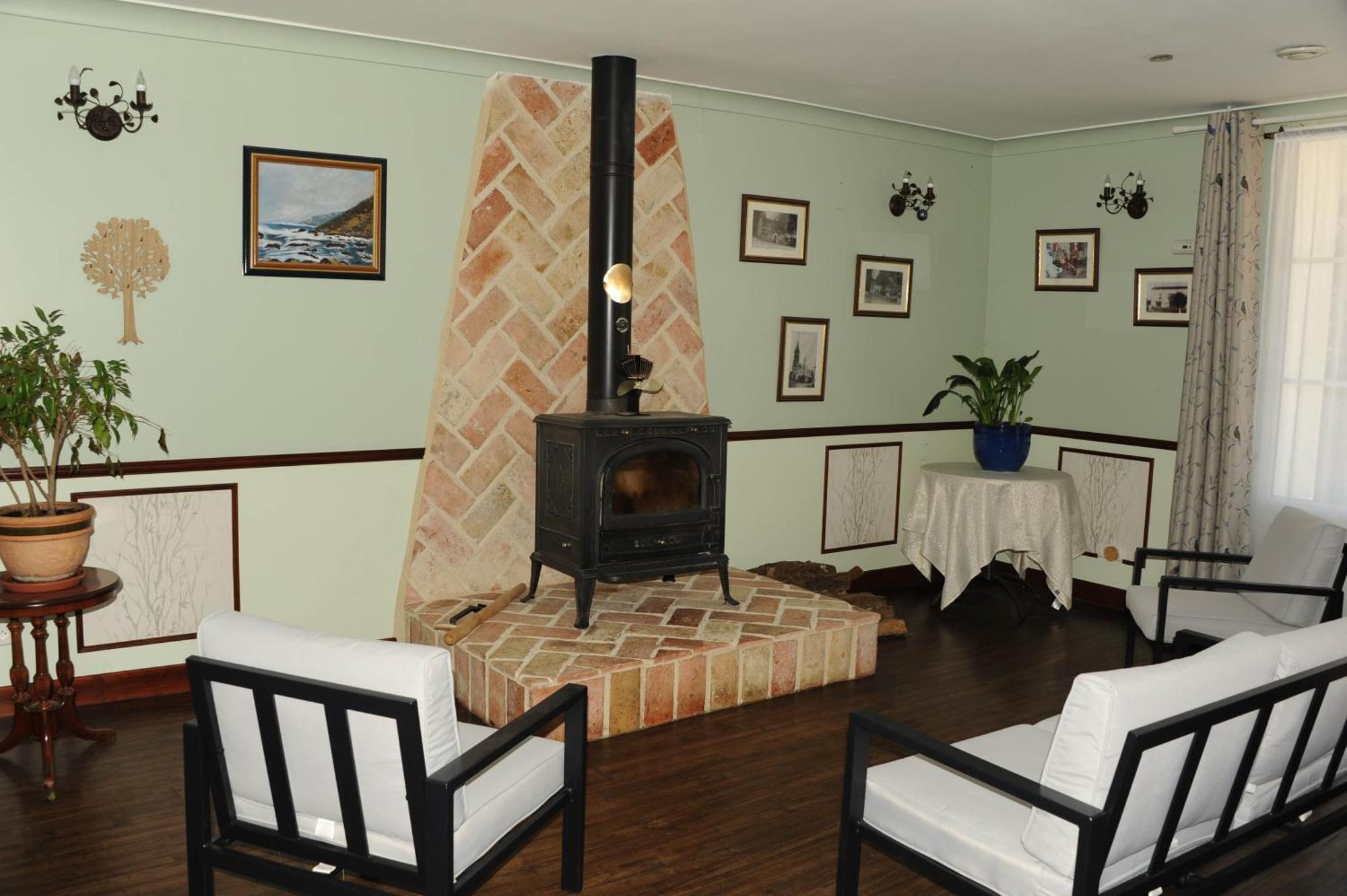 Bed and Breakfast La Marmotte A Queue Plate Le Beugnon Exterior foto